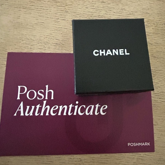 CHANEL Vintage 90’s CC Earrings COA Posh - Picture 3 of 3